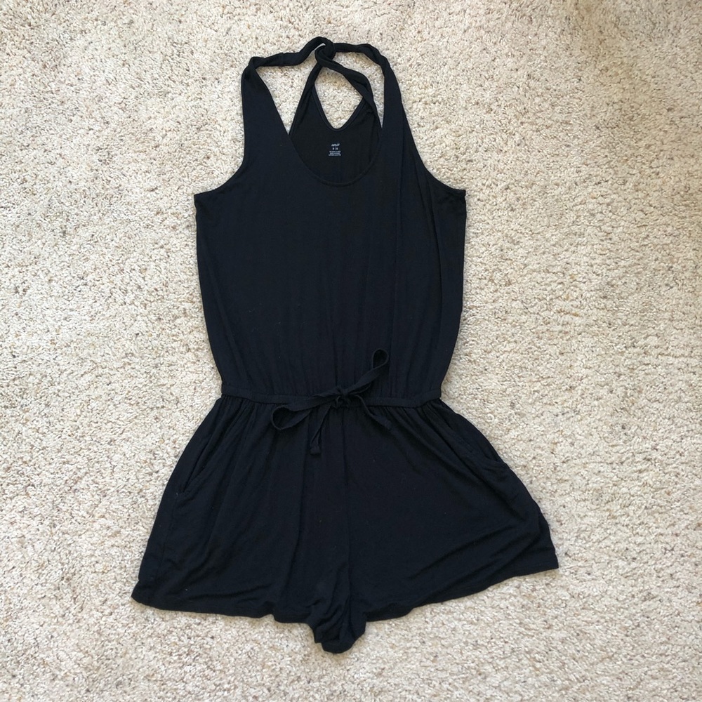 Casual black romper